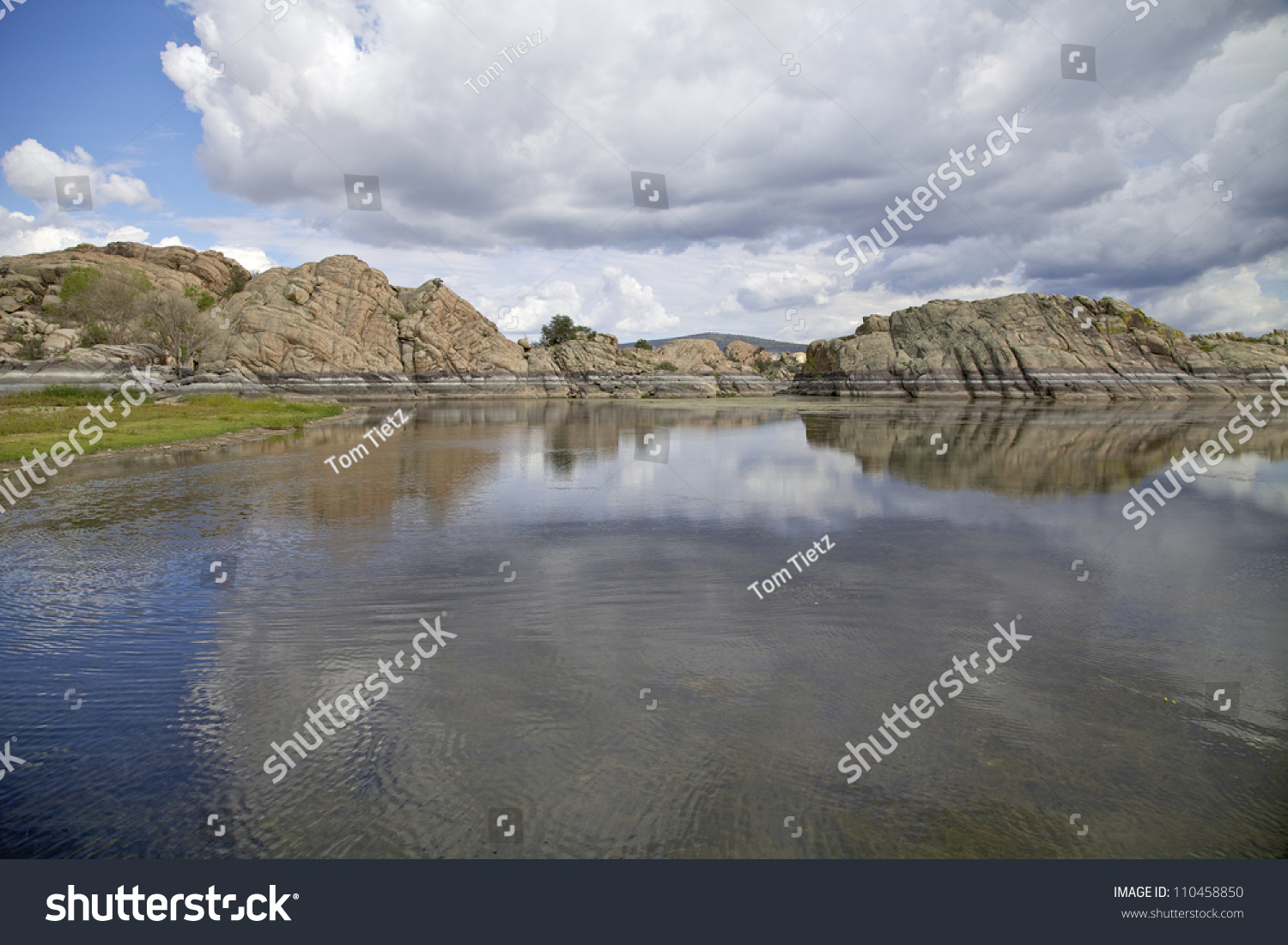 Willow Creek Reservoir Prescott Arizona Stock Photo 110458850 : Shutterstock