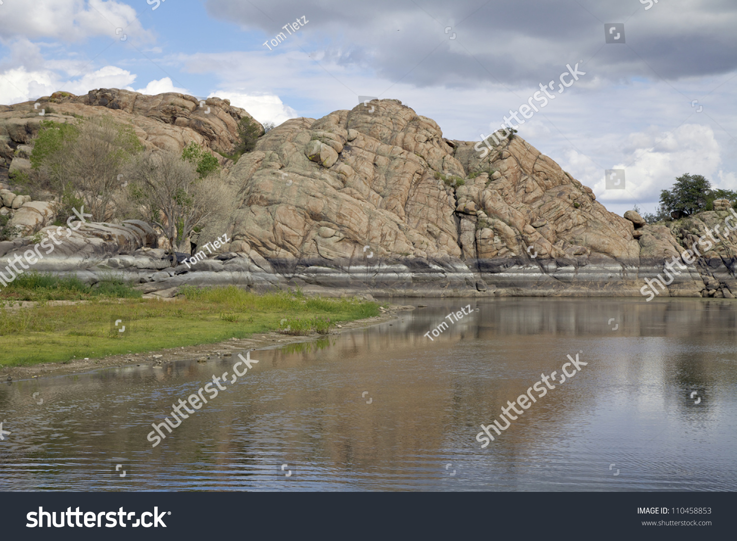 Willow Creek Reservoir Prescott Arizona Stock Photo 110458853 : Shutterstock