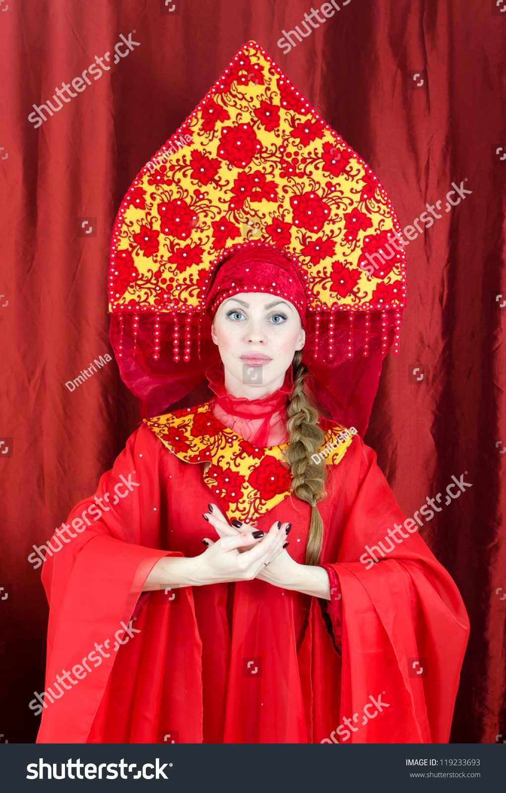 Of Woman In Traditional Russian 72