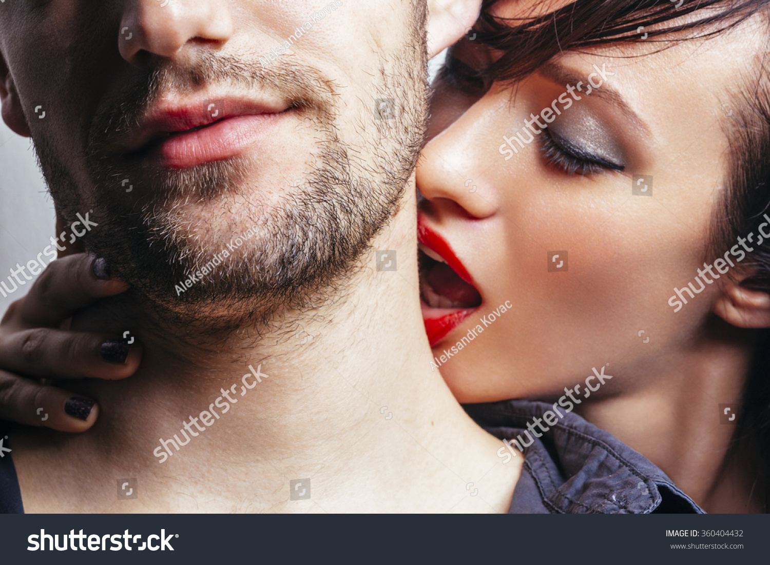 Undressed Women And Men Kisses 14