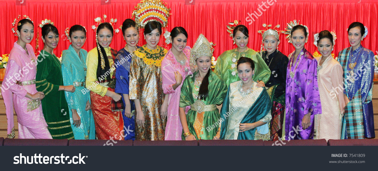 Women In Malaysian Traditional Dress. Stock Photo 7541809 : Shutterstock