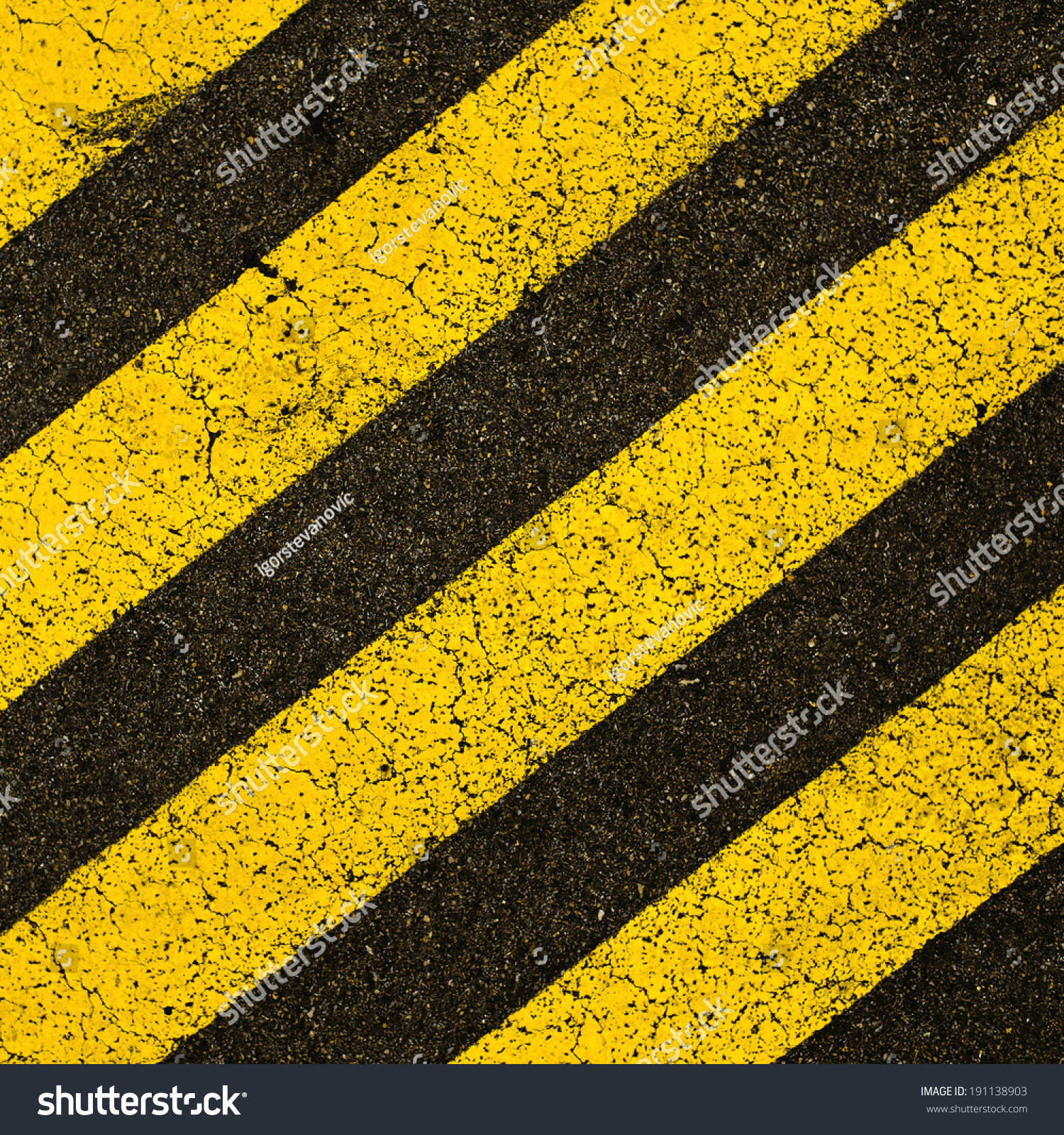 top 101+ Pictures diagonal yellow striping on streets and highways Stunning