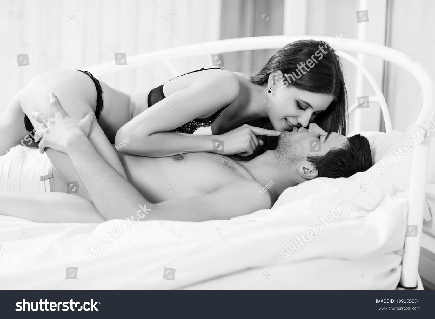 video glamcore couple enjoy passionate loving video glamcore couple enjoy passionate loving