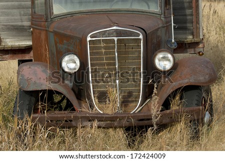 Antique Truck rusting on the prairie