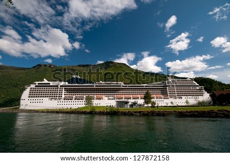 Cruise ship at FlÃm / Flaem harbour & train station Sognefjord/ Sognefjorden, Aurland, Norway