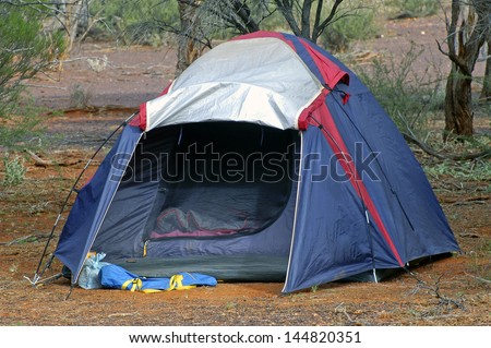 wilderness camping in the Australian desert
