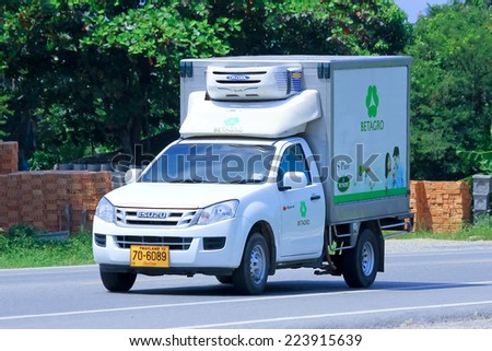 CHIANGMAI , THAILAND - OCTOBER  3 2014: Refrigerated container mini truck of Betagro Company. Photo at road no 121 about 8 km from downtown Chiangmai, thailand.