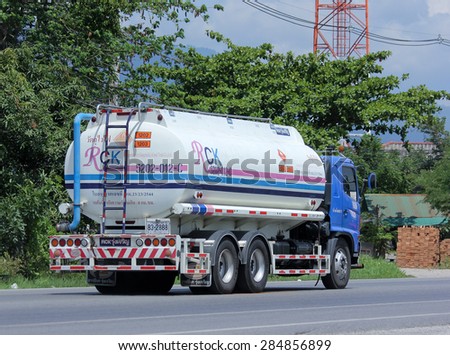 CHIANGMAI , THAILAND -JUNE 4 2015: Oil tank truck of Rungchaikij oil and Truck Company. Photo at road no.1001 about 8 km from downtown Chiangmai, thailand.