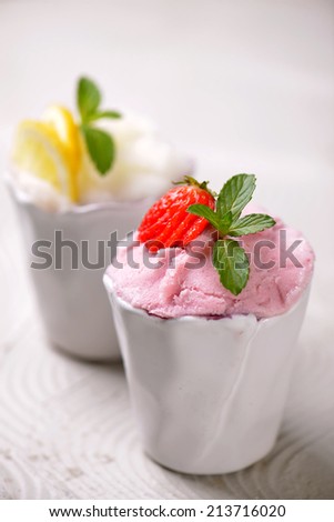 strawberry and lemon ice cream