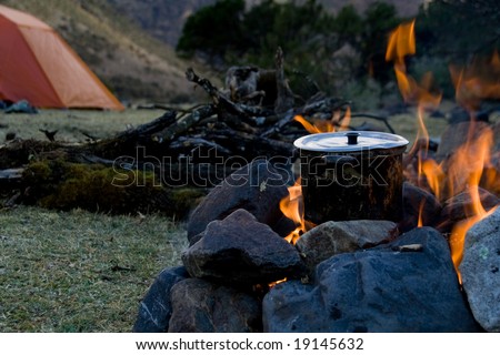 how to cook at an outdoor campsite