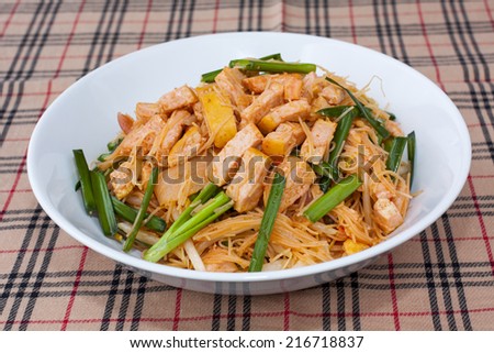 Healthy Vegetarian Food, Fried noodles, Stir Fried Noodle with Tofu and Spring onion - Thai Food