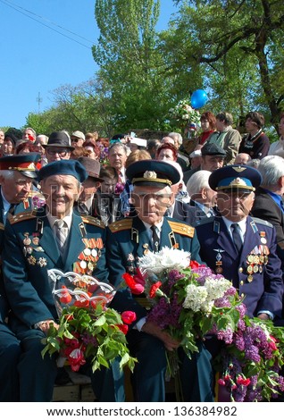 ROSTOV-ON-DON, RUSSIA - MAY 9: Veterans of the Great Patriotic War during the celebration of the 61th anniversary of Victory Day (WWII) at Theater Square, May 9, 2006 in Rostov-on-Don, Russia