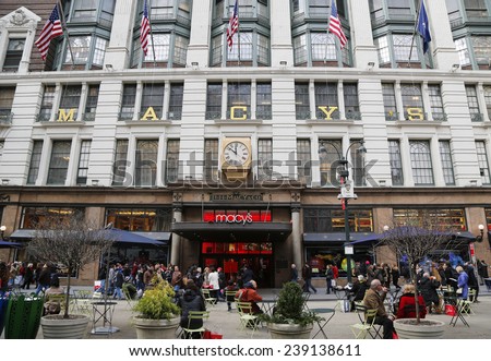 NEW YORK - DECEMBER 18: Macy\'s at Herald Square on Broadway in Manhattan on December 18 , 2014. In 1924 Macy\'s was declared the \