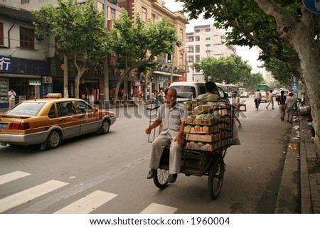 cargo rickshaw in Shanghai street