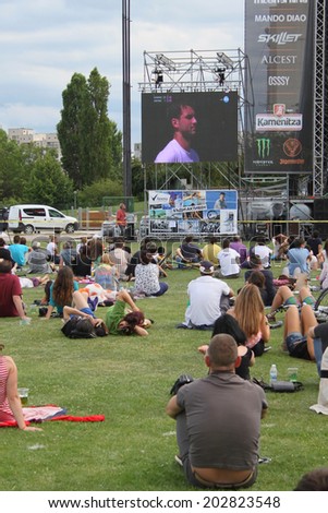 Bulgarian people watch together Grigor Dimitrov against Novak Djokovic, 4 July 2014, Sofia, Bulgaria
