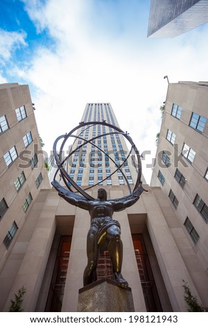 NEW YORK - JUNE 11: Atlas Statue at Rockefeller Center on June 11, 2014 in New York. The Atlas Statue is a bronze statue in front of Rockefeller Center in midtown Manhattan, New York City.