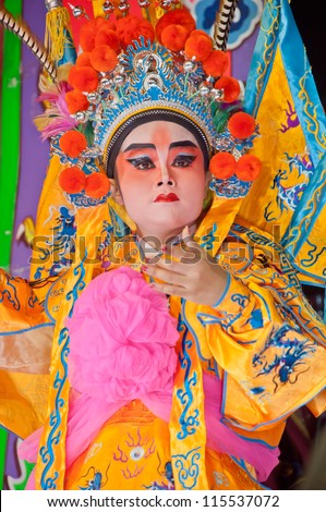 BANGKOK, Thailand - SEPTEMBER  27 : Unidentified actor of the Chinese Opera perform  at  The Nine Emperor Gods Festival  on September 27, 2011 in Bangkok Thailand.