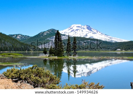 Sparks Lake, Oregon, and Mt.South Sister