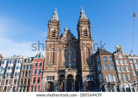 AMSTERDAM-APRIL 27: The Basilica of Saint Nicholas in Old Centre district of Amsterdam on April 27,2015, the Netherlands. Basilica of Saint Nicholas is the city\'s major Catholic church.