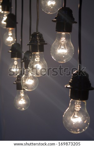 light bulbs hanging from the ceiling cold light