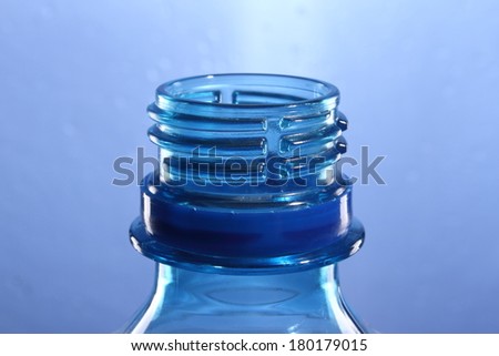 bottle neck with drops
