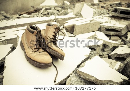 Construction shoes , safety shoes , Vintage Shoe Construction , Brown construction boots