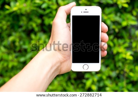 Black screen phone in Hand holding