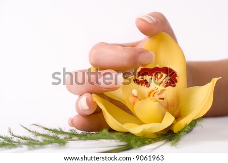 Nails with flower