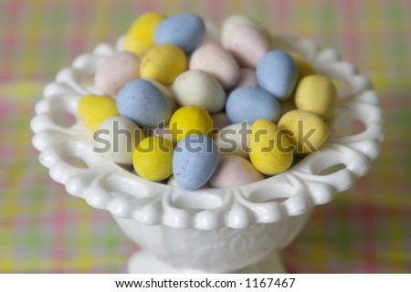 Mini eggs in pretty pastel colors.
