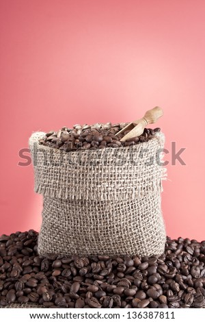 Coffee bag with scoop