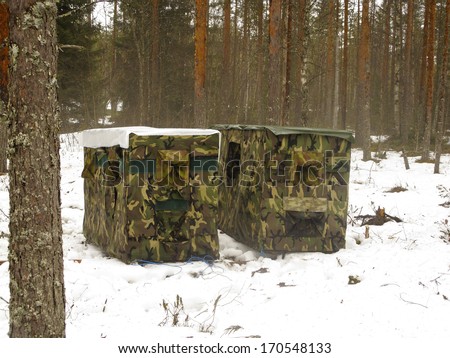 Bird photography hide, in the snow, Finland