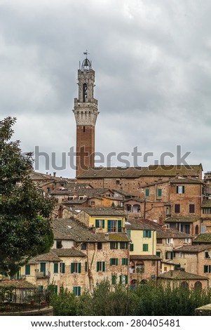 Piazza del Campo is the principal public space of the historic center of Siena, Tuscany, Italy and is regarded as one of Europe\'s greatest medieval squares.