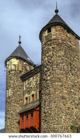 Helpoort, or Hell\'s Gate, is the oldest city gate in the country. It got its name due to the fact that prisoners were kept in its tower, Maastricht
