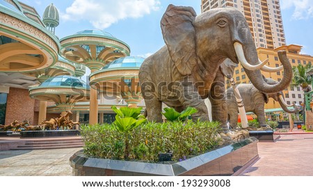 PETALING JAYA, MALAYSIA - 23 APRIL : Elephant statue near entrance of Royal palace Hotel at Sunway City on 23 April 2014. Royal Palace Hotel is the only one most exclusive hotel in Sunway City