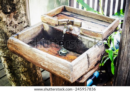 Wood sink