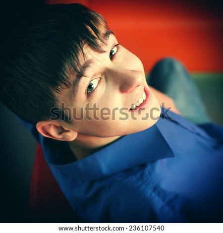 Vignetting Photo of Happy Teenager Portrait in Home Interior