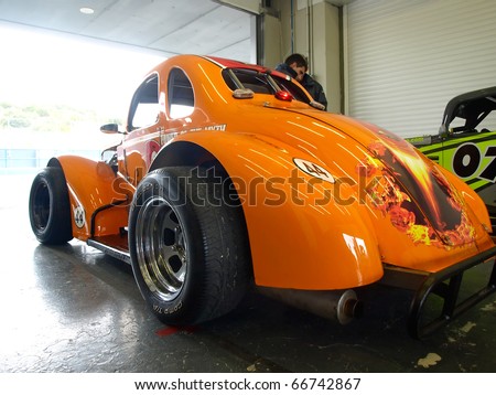 JEREZ, SPAIN - DECEMBER 5: Trofeo 25 Aniversario in the circuit of Jerez Legends cars, on December 5, 2010 in Jerez, Andalusia Legend cars, the economic possibility to participate in motor sports.