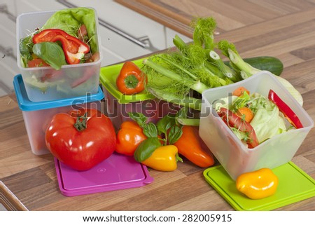 To store the  leftover of the dinner in plastic boxes