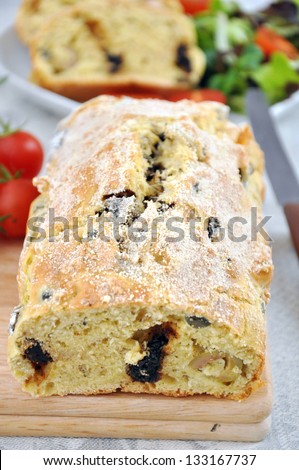Italian Bread with tomatoes and olives