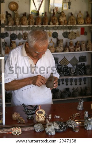 Pottery Maker. He makes replicas of peruvian old cultures at Trujillo, Peru.
