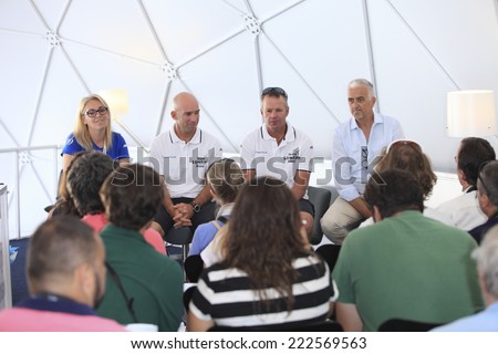 Alicante city - 9 October: Press conference \