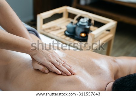 Thai massage series : Back and shoulder massage