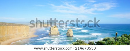 Twelve Apostles, Great Ocean Road along Victoria Coast, Australia