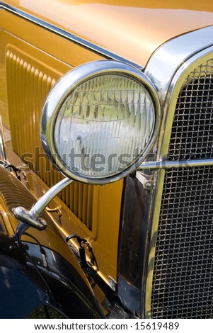 headlight fan in american old gold car