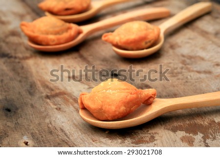 Tasty of curry puff