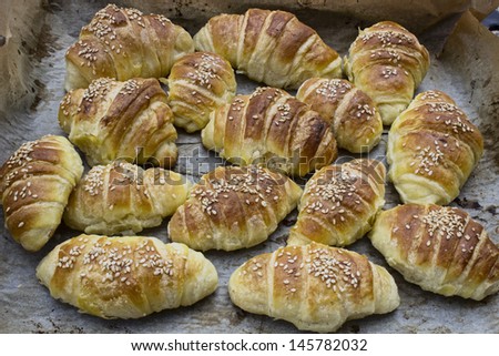 croissant rolls with sesame