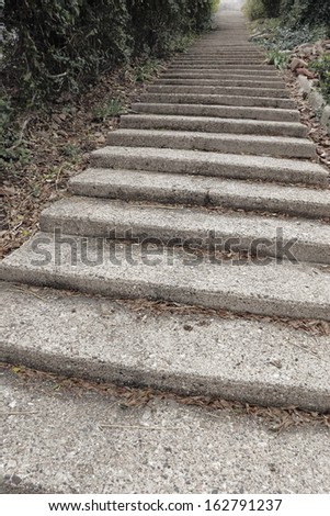 An outdoor concrete stairway (diminishing perspective)