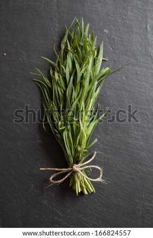 Fresh Herbs: Tarragon