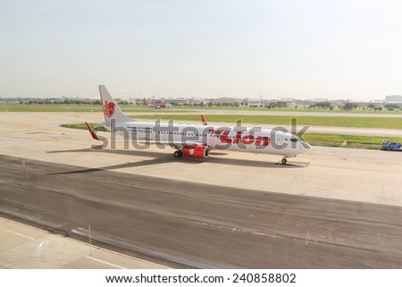 BANGKOK,THAILAND-NOVEMBER 08 14: Boeing 737-900 Thai Lion Air landed at Don Muang International Airport,Bangkok,Thailand on November 08, 2014.Thai Lion Airways is the new low cost airline in Thailand.