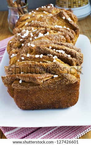 Cinnamon Nutmeg Sugar Pull-Apart Bread